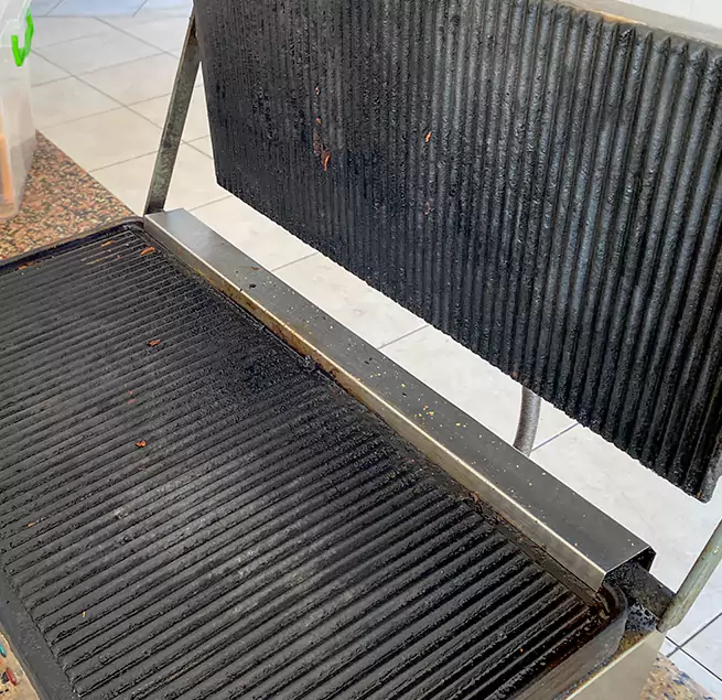 Why Homeowners & Businesses Trust Us in Warrington, FL?